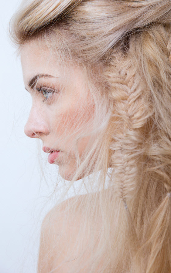 ch-festival-hair-detailed-fishtail-braid